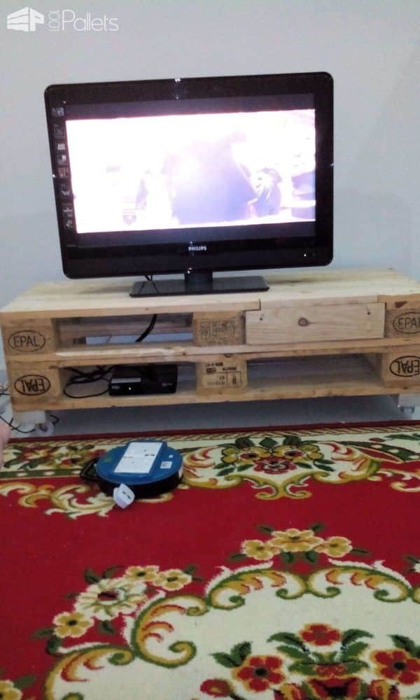 Tv Cabinet With Auto Retractable Drawer Out of 2 Pallets Pallet TV Stands & Racks Tv Cabinet With Auto Retractable Drawer Out of 2 Pallets Pallet TV Stands & Racks