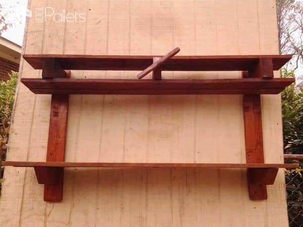 Double Shelf Pallet Plane with Spinning Propeller Pallet Shelves & Pallet Coat Hangers Double Shelf Pallet Plane with Spinning Propeller Pallet Shelves & Pallet Coat Hangers