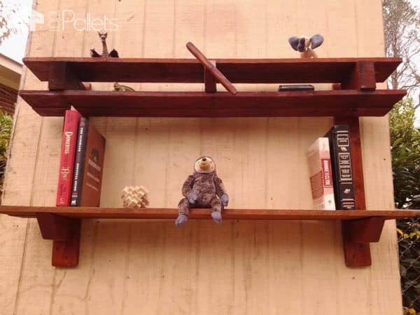 Double Shelf Pallet Plane with Spinning Propeller Pallet Shelves & Pallet Coat Hangers Double Shelf Pallet Plane with Spinning Propeller Pallet Shelves & Pallet Coat Hangers