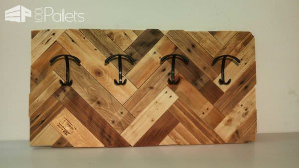 Making Coat Racks with Pallet Wood Pallet Shelves & Pallet Coat Hangers Making Coat Racks with Pallet Wood Pallet Shelves & Pallet Coat Hangers