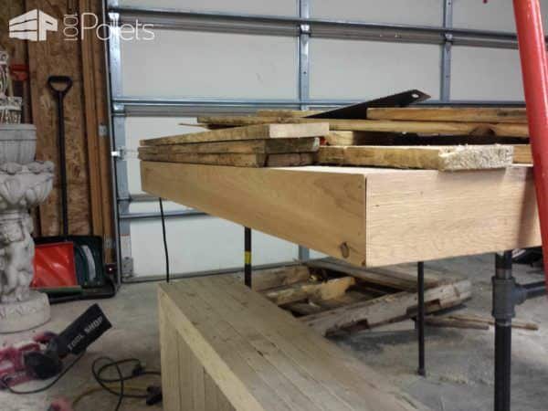 Table & Benches From Discarded Pallet Boards Pallet Benches, Pallet Chairs & Stools Pallet Desks & Pallet Tables Table & Benches From Discarded Pallet Boards Pallet Benches, Pallet Chairs & Stools Pallet Desks & Pallet Tables