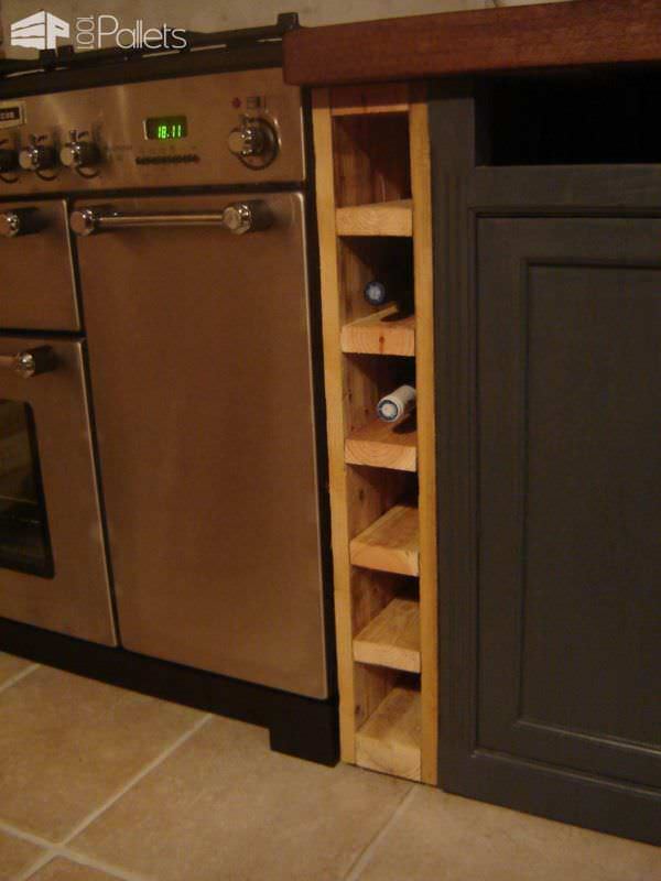 Casier à Bouteilles / Pallet Bottles Rack Pallet Cabinets & Wardrobes Casier à Bouteilles / Pallet Bottles Rack Pallet Cabinets & Wardrobes