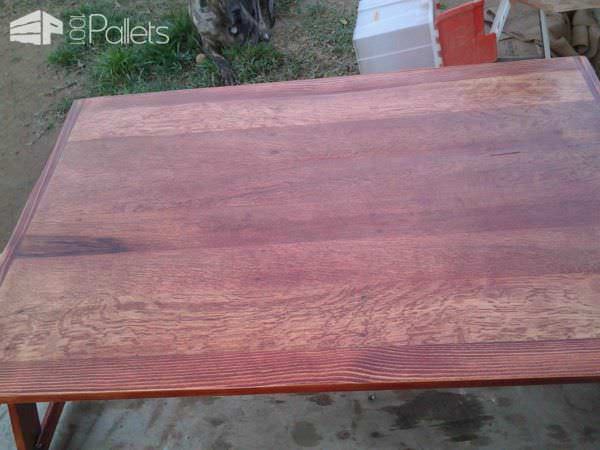 Folding Lap Table from Upcycled Pallet Pallet Desks & Pallet Tables Folding Lap Table from Upcycled Pallet Pallet Desks & Pallet Tables