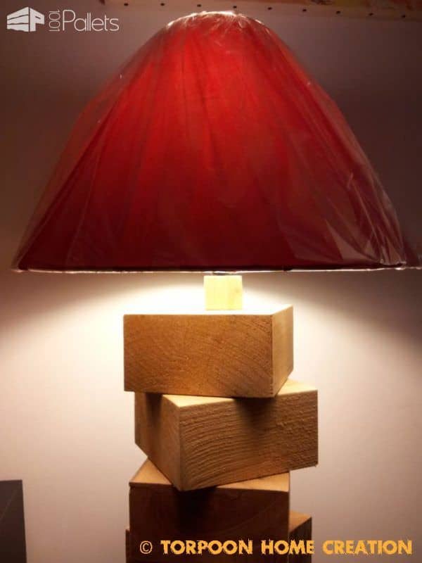 Lampe En Cubes De Palettes / Pallet Blocks Lamp Pallet Lamps & Lights Lampe En Cubes De Palettes / Pallet Blocks Lamp Pallet Lamps & Lights