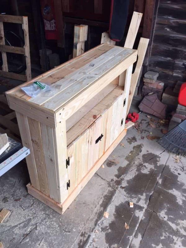 Pallet Tv Stand / Cabinet Pallet Bookcases & Bookshelves Pallet Cabinets & Wardrobes Pallet Tv Stand / Cabinet Pallet Bookcases & Bookshelves Pallet Cabinets & Wardrobes