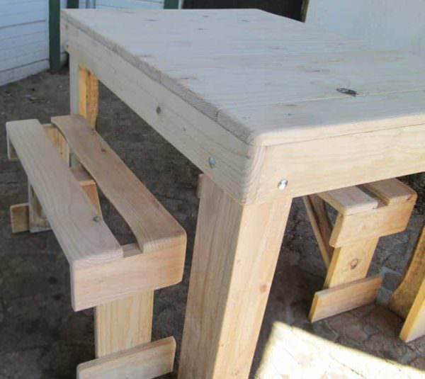 Table & 2 Benches from Repurposed Pallet Wood Pallet Benches, Pallet Chairs & Stools Pallet Desks & Pallet Tables 