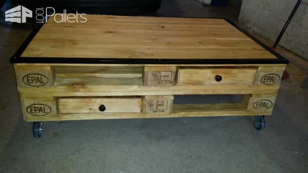 Créations En Palettes / Pallet Furniture Pallet Coffee Tables Pallet Shelves & Pallet Coat Hangers Créations En Palettes / Pallet Furniture Pallet Coffee Tables Pallet Shelves & Pallet Coat Hangers