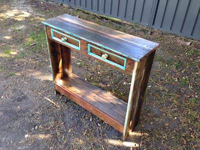 How to Build a Hall Table From Recycled Pallets DIY Pallet Video Tutorials Pallet Desks & Pallet Tables How to Build a Hall Table From Recycled Pallets DIY Pallet Video Tutorials Pallet Desks & Pallet Tables