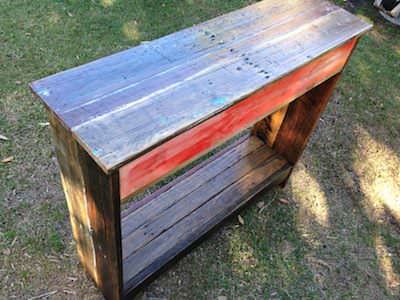 How to Build a Hall Table From Recycled Pallets DIY Pallet Video Tutorials Pallet Desks & Pallet Tables How to Build a Hall Table From Recycled Pallets DIY Pallet Video Tutorials Pallet Desks & Pallet Tables