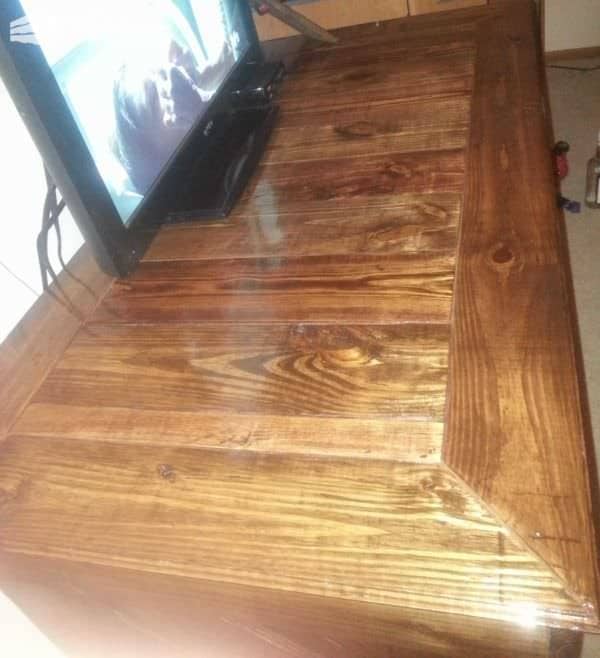 Pallet Entertainment Center Pallet TV Stands & Racks Pallet Entertainment Center Pallet TV Stands & Racks