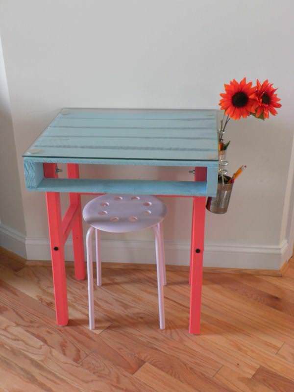 25+ Genius Ways of Reusing Pallet Into Design & Practical Desks Pallet Desks & Pallet Tables 25+ Genius Ways of Reusing Pallet Into Design & Practical Desks Pallet Desks & Pallet Tables