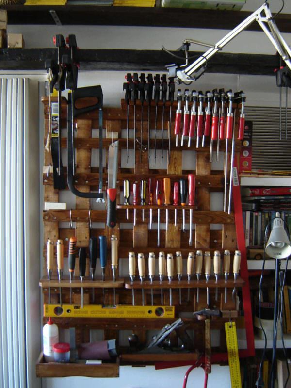 Pallet Wall Tools Storage Panel Pallet Shelves & Pallet Coat Hangers Pallet Wall Tools Storage Panel Pallet Shelves & Pallet Coat Hangers