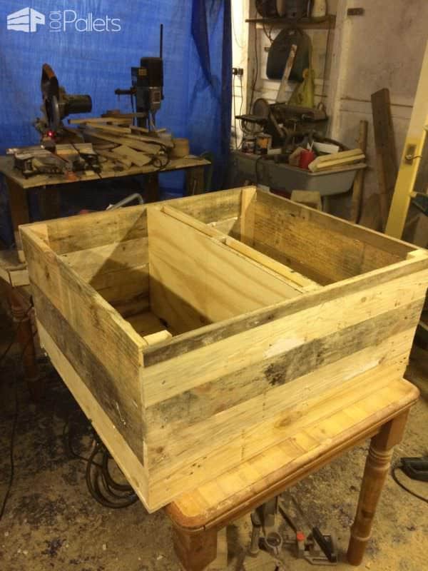 Sheesham Style Storage Chest / Coffee Table Pallet Boxes & Chests Pallet Coffee Tables Sheesham Style Storage Chest / Coffee Table Pallet Boxes & Chests Pallet Coffee Tables