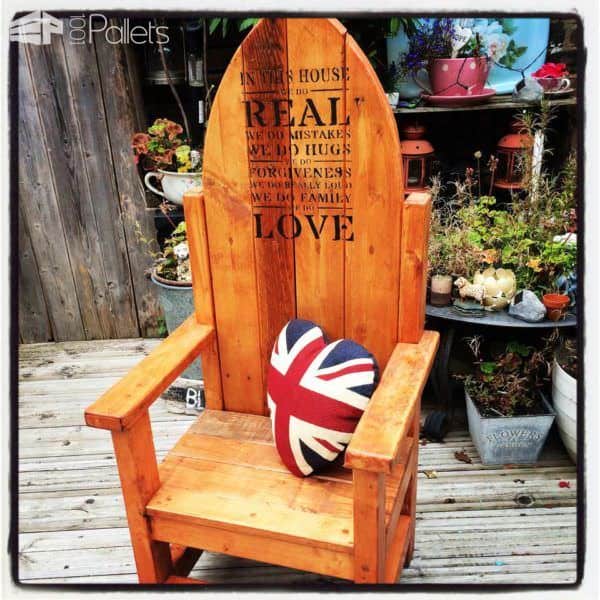 Thrones from Throne Together Pallet Benches, Pallet Chairs & Stools Thrones from Throne Together Pallet Benches, Pallet Chairs & Stools