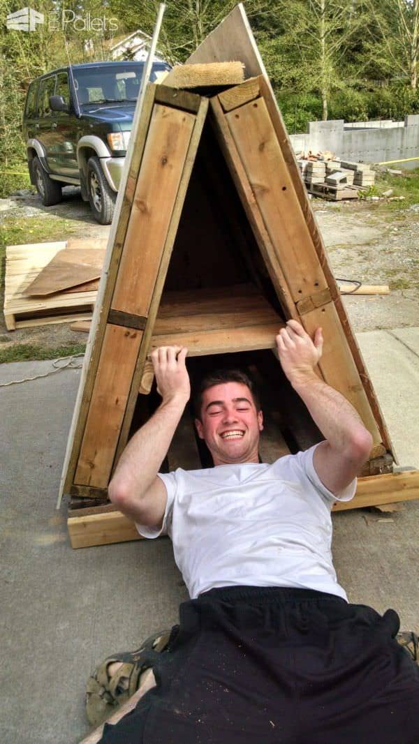 Chicken Coop Made From 3 Recycled Pallets Animal Pallet Houses & Pallet Supplies Chicken Coop Made From 3 Recycled Pallets Animal Pallet Houses & Pallet Supplies