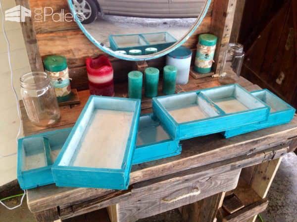 Makeup Vanity Made From Reclaimed Wooden Pallets Pallet Desks & Pallet Tables Makeup Vanity Made From Reclaimed Wooden Pallets Pallet Desks & Pallet Tables