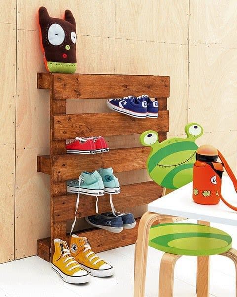 10 Creative Ways to Use Recycled Pallets to Decorate Your Home Pallet Home Accessories Pallet Home Décor Ideas 10 Creative Ways to Use Recycled Pallets to Decorate Your Home Pallet Home Accessories Pallet Home Décor Ideas
