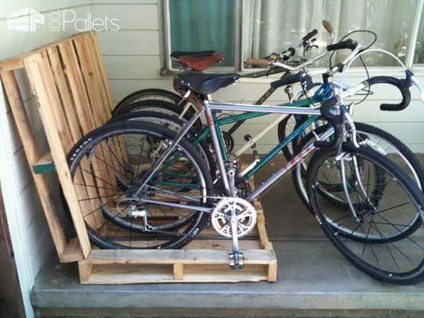 Bike Racks: 16 Ways of Building Your Own Pallet Bike Rack Pallet Terraces & Pallet Patios 