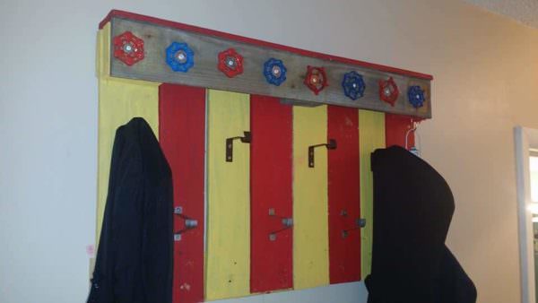 Coat Rack Made From Recycled Pallet & Plumbing Pallet Shelves & Pallet Coat Hangers 