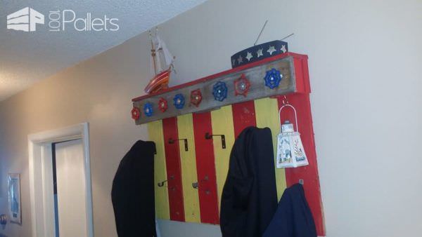 Coat Rack Made From Recycled Pallet & Plumbing Pallet Shelves & Pallet Coat Hangers Coat Rack Made From Recycled Pallet & Plumbing Pallet Shelves & Pallet Coat Hangers