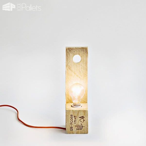 Minimalistic Pallet Wood Lamps by Studiomama Pallet Lamps & Lights Minimalistic Pallet Wood Lamps by Studiomama Pallet Lamps & Lights