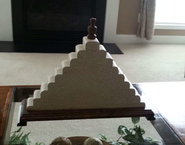 Table Centerpiece Made Out Of Pallet Wood Pallet Desks & Pallet Tables 