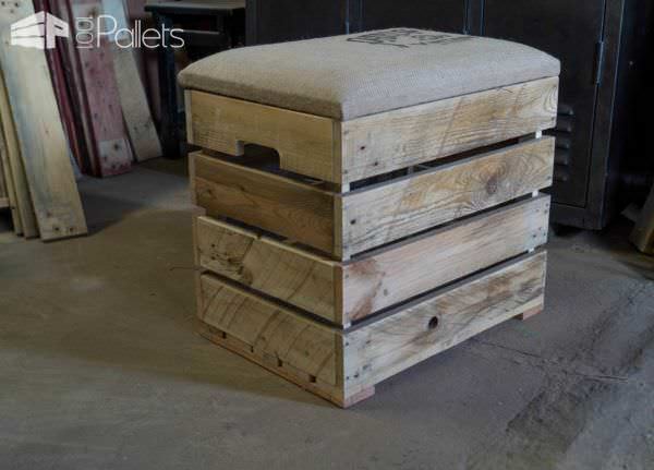Banquette Coffre En Bois / Seat & Wooden Chest Pallet Benches, Pallet Chairs & Stools Pallet Boxes & Chests Banquette Coffre En Bois / Seat & Wooden Chest Pallet Benches, Pallet Chairs & Stools Pallet Boxes & Chests