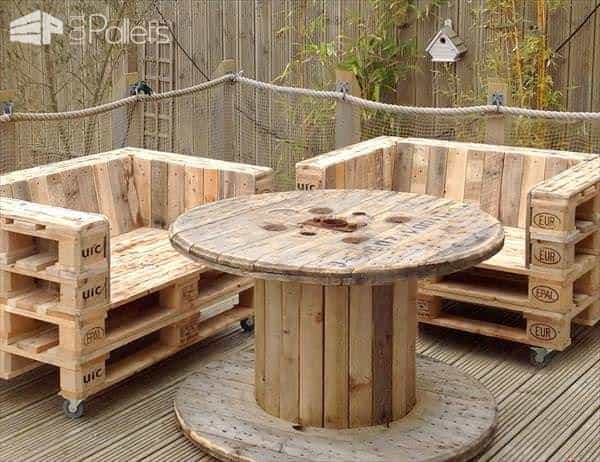 Pallet Armchair on Casters Pallet Benches, Pallet Chairs & Stools Pallet Armchair on Casters Pallet Benches, Pallet Chairs & Stools