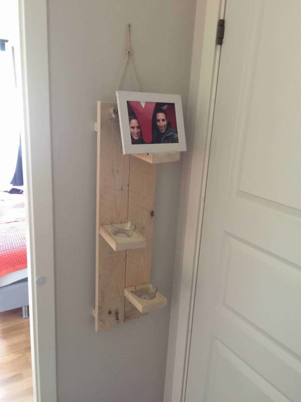 Photo & Candle Holder – 100% Reclaimed Pallet Wood Pallet Candle Holders Pallet Shelves & Pallet Coat Hangers Photo & Candle Holder – 100% Reclaimed Pallet Wood Pallet Candle Holders Pallet Shelves & Pallet Coat Hangers