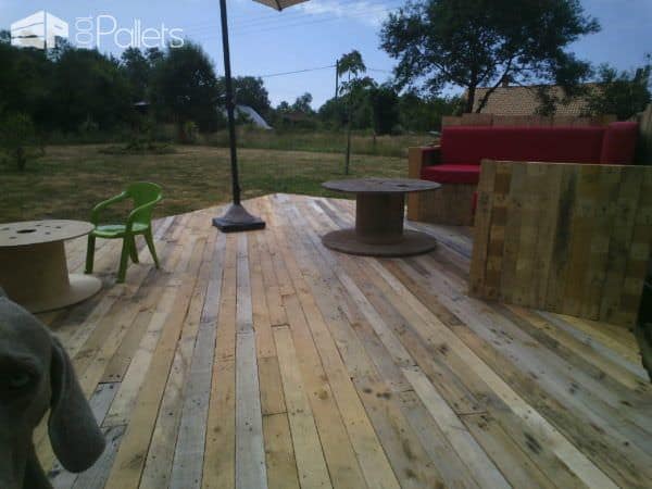 Complete Pallet Terrace Pallet Terraces & Pallet Patios Complete Pallet Terrace Pallet Terraces & Pallet Patios