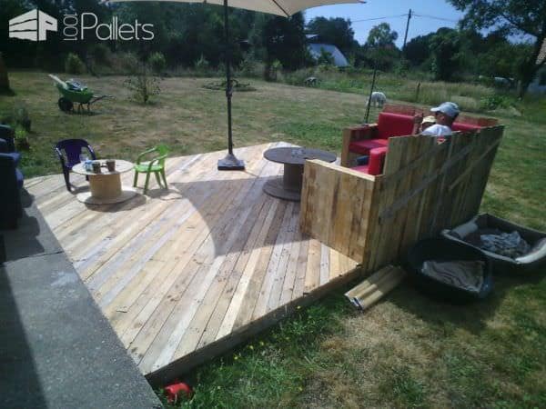 Complete Pallet Terrace Pallet Terraces & Pallet Patios Complete Pallet Terrace Pallet Terraces & Pallet Patios