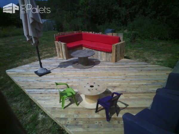 Complete Pallet Terrace Pallet Terraces & Pallet Patios Complete Pallet Terrace Pallet Terraces & Pallet Patios