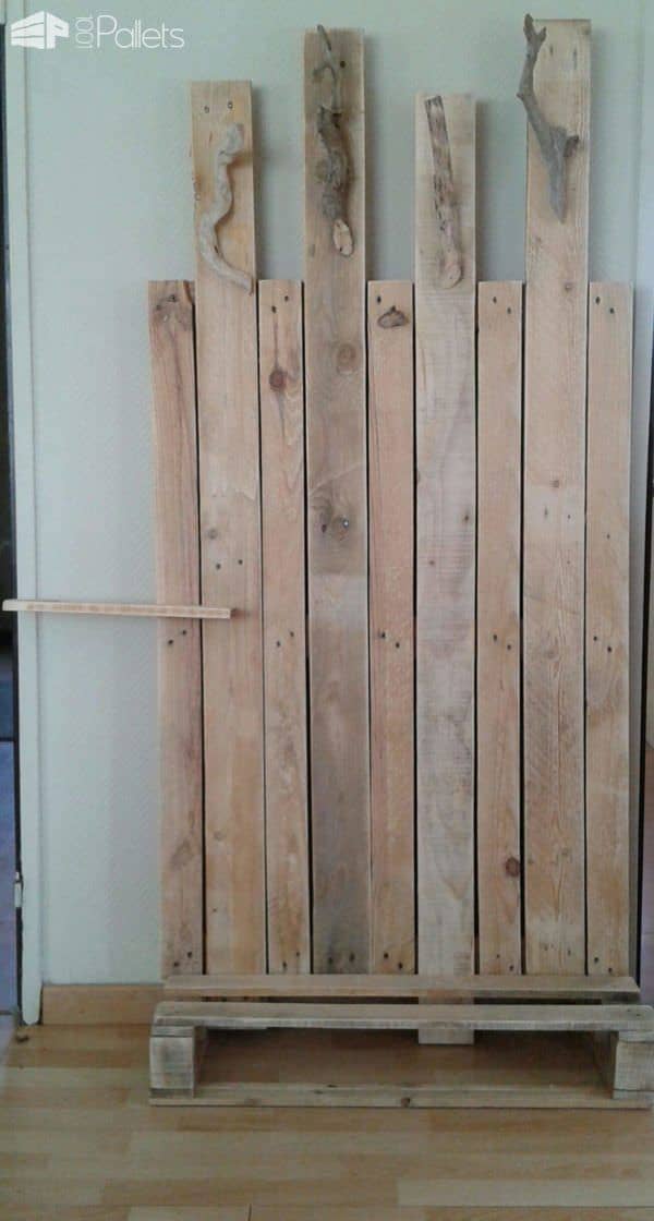 Pallet Coat Hanger Pallet Shelves & Pallet Coat Hangers 