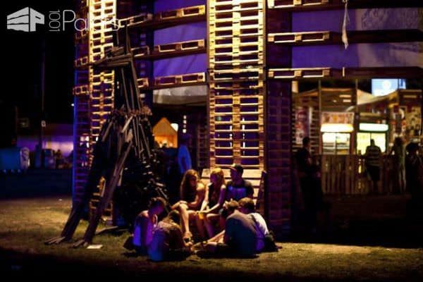 Sziget Festival Colosseum, Made out of 700 Pallets and 65 Feet Diameter Pallet Store, Bar & Restaurant Decorations Sziget Festival Colosseum, Made out of 700 Pallets and 65 Feet Diameter Pallet Store, Bar & Restaurant Decorations