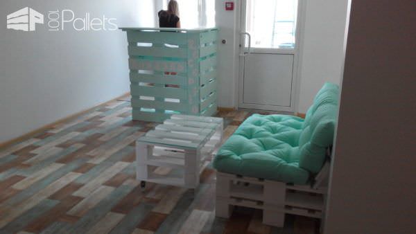 Beauty Shop Pallet Furniture Pallet Store, Bar & Restaurant Decorations 