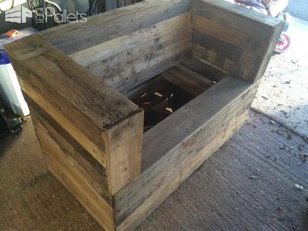 Bench & Beer Cooler From Pallets Pallet Benches, Pallet Chairs & Stools Bench & Beer Cooler From Pallets Pallet Benches, Pallet Chairs & Stools