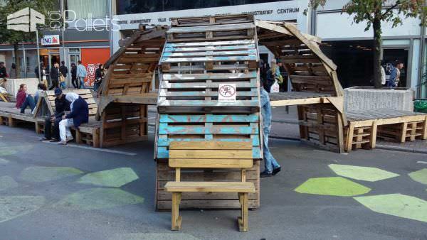 Boulevard in Brussels Reborn as a Pedestrian Zone With Ephemeral Pallet Furniture Pallet Bookcases & Bookshelves Boulevard in Brussels Reborn as a Pedestrian Zone With Ephemeral Pallet Furniture Pallet Bookcases & Bookshelves