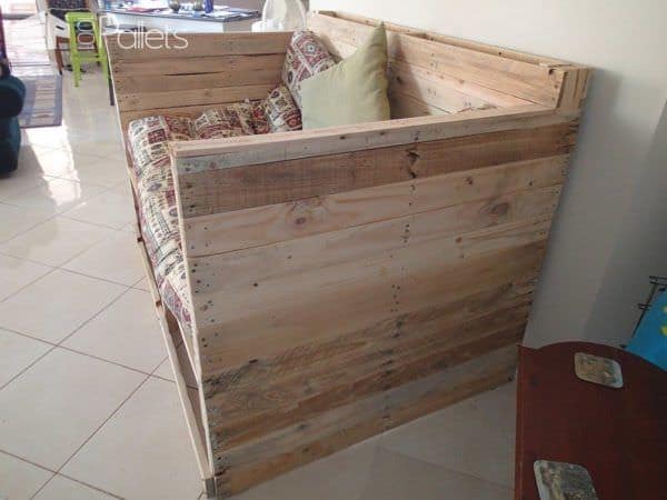Pallet Day Bed Pallet Beds, Pallet Headboards & Frames Pallet Sofas & Couches Pallet Day Bed Pallet Beds, Pallet Headboards & Frames Pallet Sofas & Couches