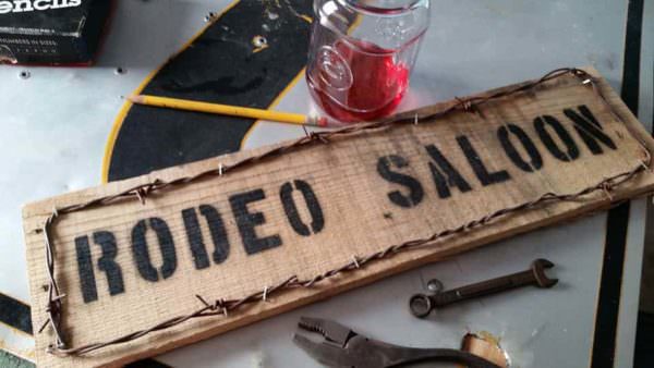 Pallet Western Saloon Sign Pallet Wall Decor & Pallet Painting 
