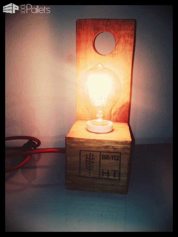 40 Stunning Lamps Made From Reclaimed Pallets Pallet Lamps & Lights 40 Stunning Lamps Made From Reclaimed Pallets Pallet Lamps & Lights