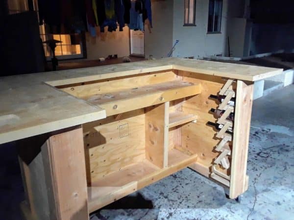 64 Awesome Wooden Pallet Bars For Your Inspiration! Pallet Bars 64 Awesome Wooden Pallet Bars For Your Inspiration! Pallet Bars