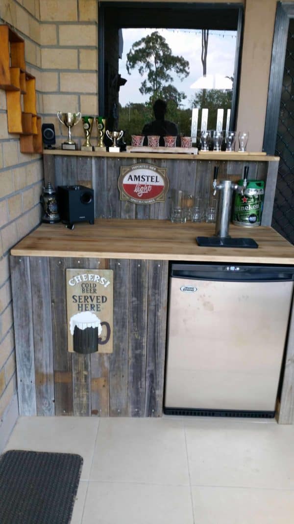 64 Awesome Wooden Pallet Bars For Your Inspiration! Pallet Bars 64 Awesome Wooden Pallet Bars For Your Inspiration! Pallet Bars