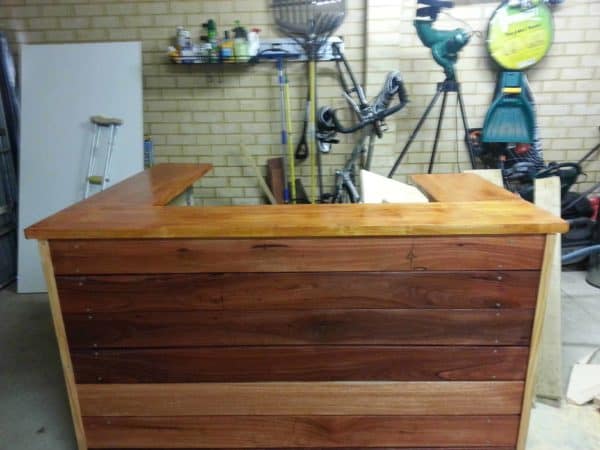 64 Awesome Wooden Pallet Bars For Your Inspiration! Pallet Bars 64 Awesome Wooden Pallet Bars For Your Inspiration! Pallet Bars