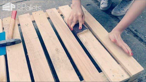 How to Make a Pallet Coffee Table (Tutorial+video) DIY Pallet Tutorials Pallet Coffee Tables How to Make a Pallet Coffee Table (Tutorial+video) DIY Pallet Tutorials Pallet Coffee Tables