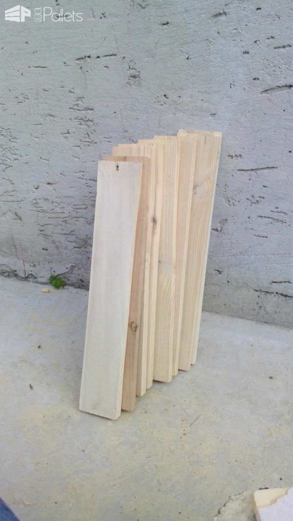 Pallet Sofa/Armchair Pallet Benches, Pallet Chairs & Stools Pallet Sofas & Couches Pallet Sofa/Armchair Pallet Benches, Pallet Chairs & Stools Pallet Sofas & Couches