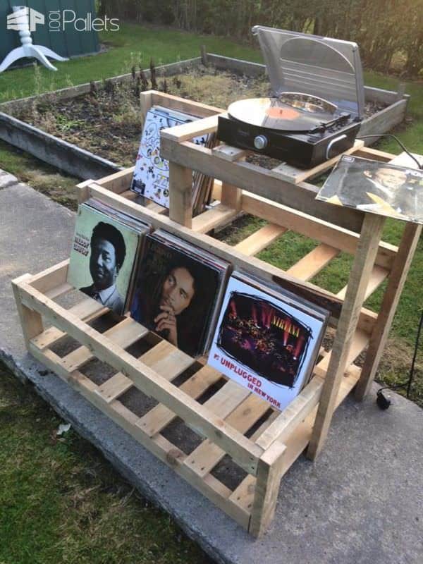 Record Player & Vinyl Storage Unit Pallet Shelves & Pallet Coat Hangers Record Player & Vinyl Storage Unit Pallet Shelves & Pallet Coat Hangers