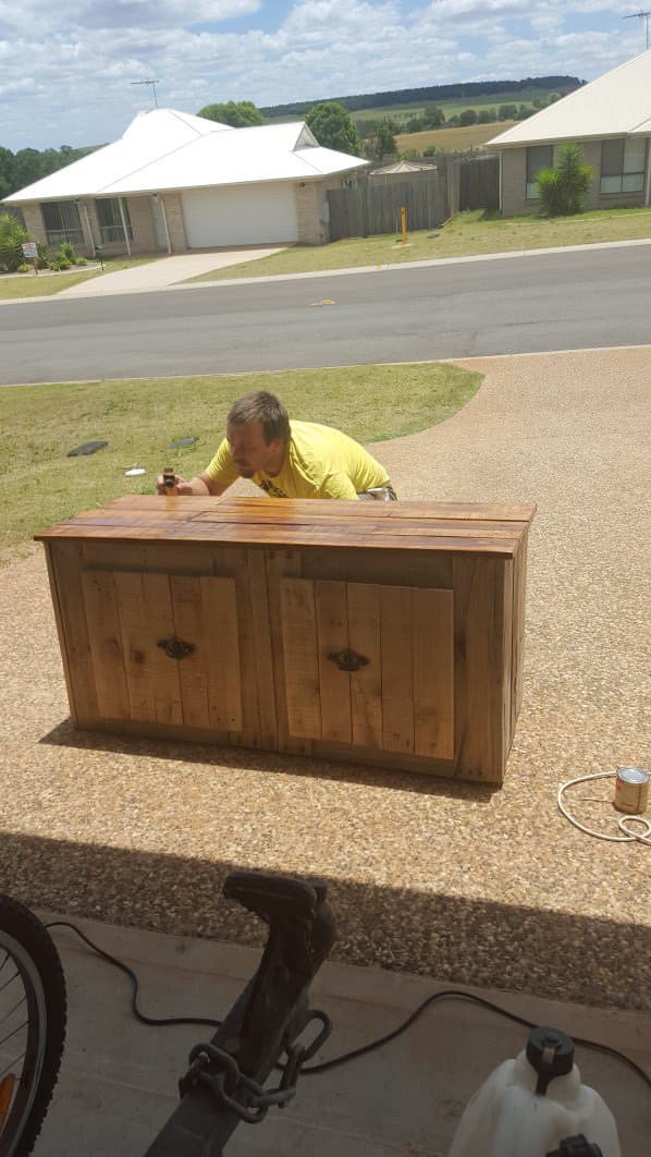 Rustic Tv Cabinet/Cupboard Pallet TV Stands & Racks Rustic Tv Cabinet/Cupboard Pallet TV Stands & Racks