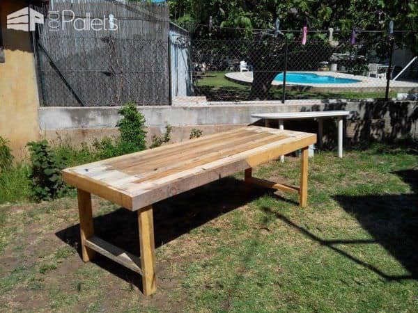 Table De Jardin En Palettes / Pallets Garden Table Pallet Desks & Pallet Tables Table De Jardin En Palettes / Pallets Garden Table Pallet Desks & Pallet Tables