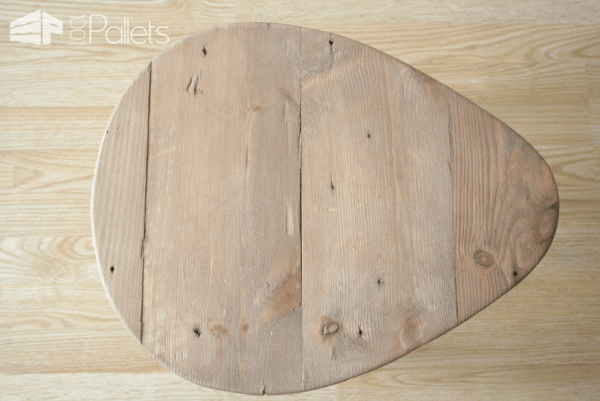 Bedside Table From Pallets Pallet Desks & Pallet Tables Bedside Table From Pallets Pallet Desks & Pallet Tables