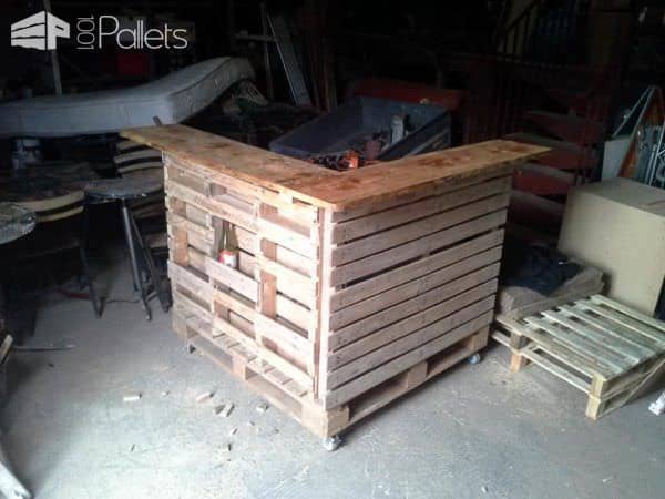 Pallet Mobile Kitchen Island Pallet Desks & Pallet Tables Pallet Mobile Kitchen Island Pallet Desks & Pallet Tables